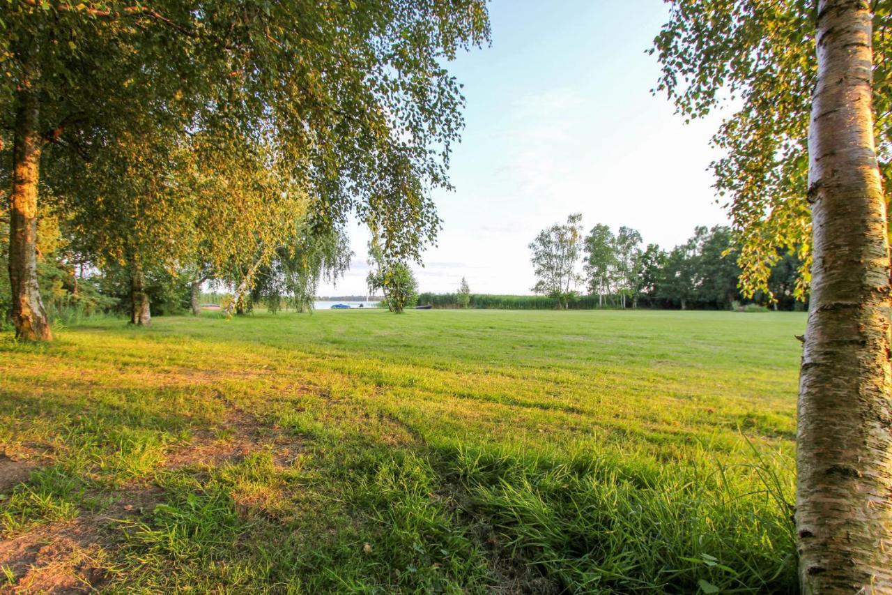 Schilfkante - Am Ufer Wieck Buitenkant foto